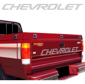 Faixa Tampa Traseira ''Chevrolet'' D20 Prata