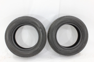 Pneu 215/65/R16 (Par) Pneus 72/22 Usado (555)