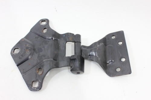 Dobradiça Grade Dianteira Le Vw 15-180 08/12 Usado (395)
