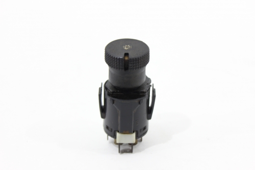 Botão Farol D-20 85/92 Usado (775)
