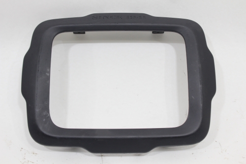 Moldura Central Painel Rádio Multimídia Jeep Renegade 15/22 Usado (836)