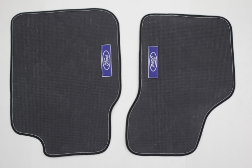 Tapete Cabini F-250 99/12 Cabine Simples Pvc (2 Peças) Preto