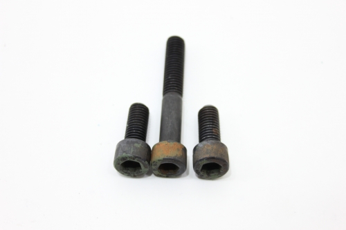 Parafuso Suporte Filtro Óleo Motor Jg Bandeirantes 91/02 Usado (067)